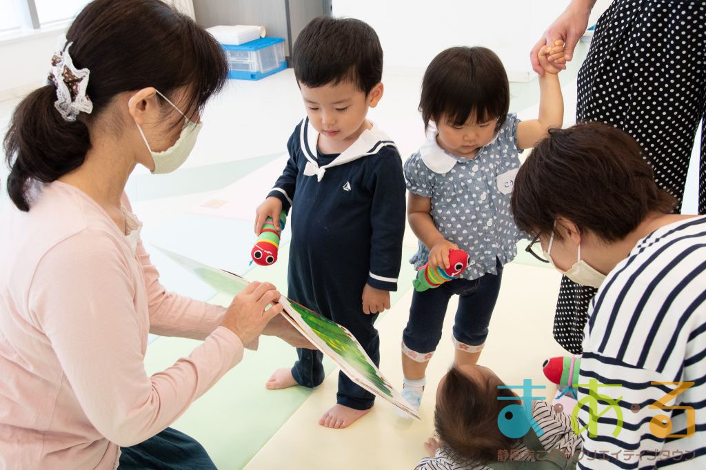 2021年5月18日_布おもちゃのあおむしくん_縫わずに簡単！親子で一緒につくってみよう♪