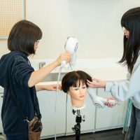 2025年2月24日_理容師のおしごと体験ヘアカットやセットを体験しよう！