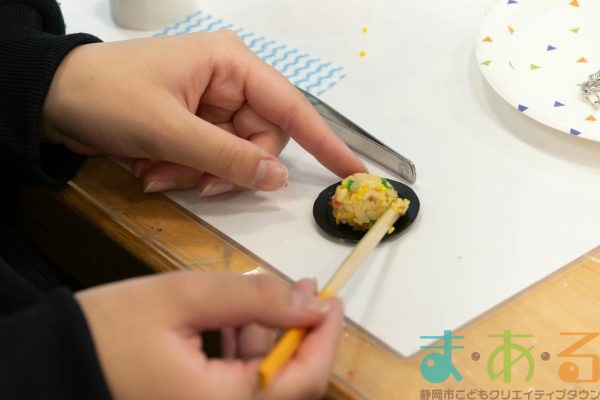 2025年3月16日_食品サンプルを作ってみよう！「ラーメン」と「チャーハン」のキーホルダー_