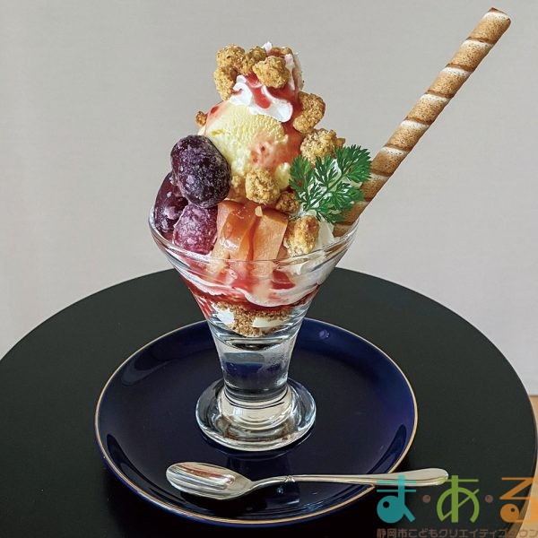 2025年8月28日_クランブルパフェを作って食べよう