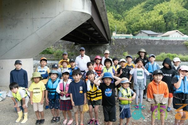 2025年6月1日_興津川で鮎の放流体験_