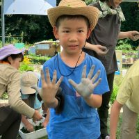 2025年7月21日_夏の里山で藍の生葉染め体験