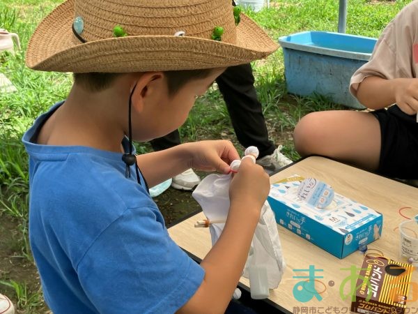 2025年7月21日_夏の里山で藍の生葉染め体験