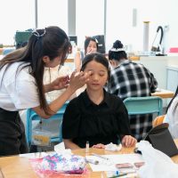 2025年8月14日_メイクアップアーティストに学ぶメイク術