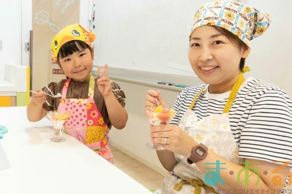 2025年7月31日_親子でひんやり冷たいパフェ作り