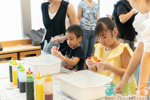 2025年8月23日_タイダイ染めで夏色バッグを作ろう