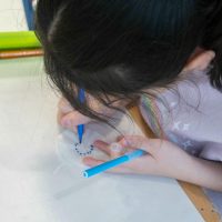 2025年8月11日_科学実験！ペーパークロマトグラフィーでしおり作り