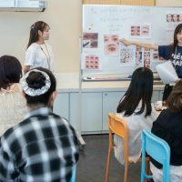 2025年8月14日_メイクアップアーティストに学ぶメイク術