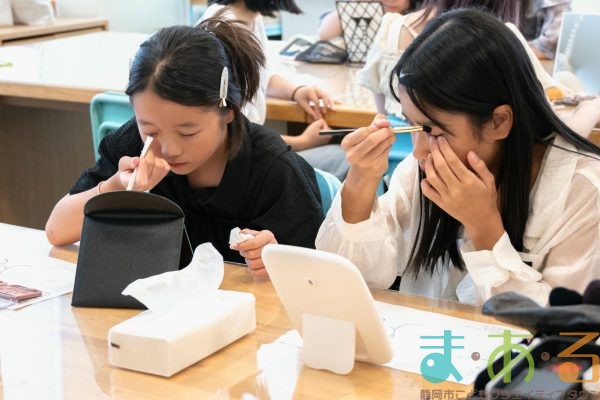 2025年8月14日_メイクアップアーティストに学ぶメイク術