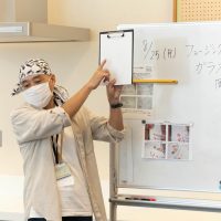 2025年8月25日_フュージングでガラスのアクセサリー作り_