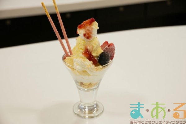 2025年8月29日クランブルパフェを作って食べよう！
