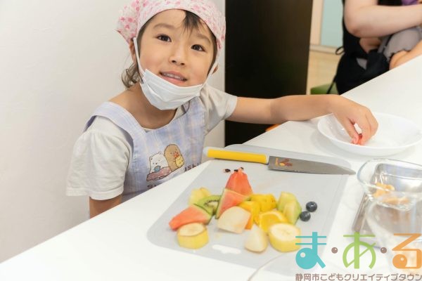 2025年7月31日_親子でひんやり冷たいパフェ作り