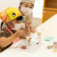 2025年7月31日_親子でひんやり冷たいパフェ作り