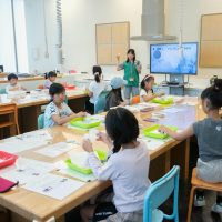 2025年8月11日_科学実験！ペーパークロマトグラフィーでしおり作り