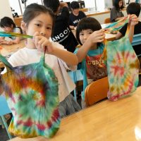 2025年8月26日_タイダイ染めで夏色バッグ作り_