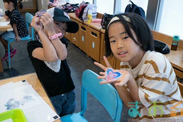 2025年8月11日_科学実験！ペーパークロマトグラフィーでしおり作り