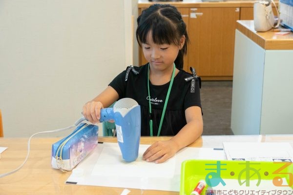 2025年8月11日_科学実験！ペーパークロマトグラフィーでしおり作り