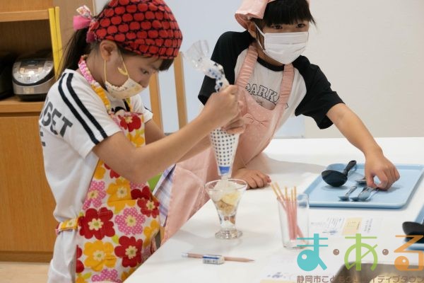 2025年8月29日クランブルパフェを作って食べよう！
