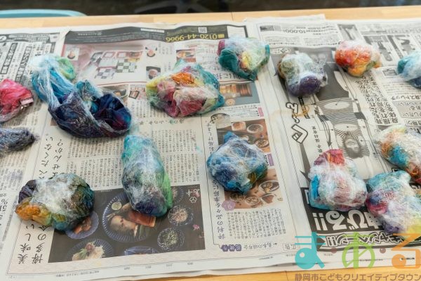 2025年8月26日_タイダイ染めで夏色バッグ作り_