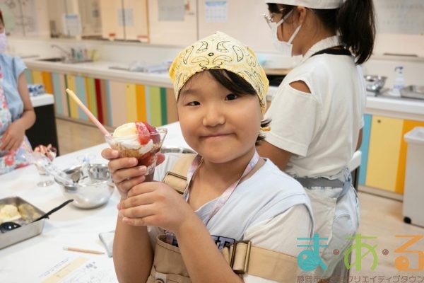 2025年8月29日クランブルパフェを作って食べよう！