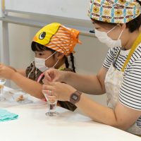 2025年7月31日_親子でひんやり冷たいパフェ作り