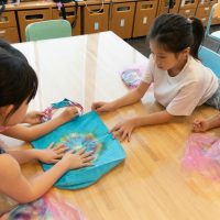 2025年8月26日_タイダイ染めで夏色バッグ作り_