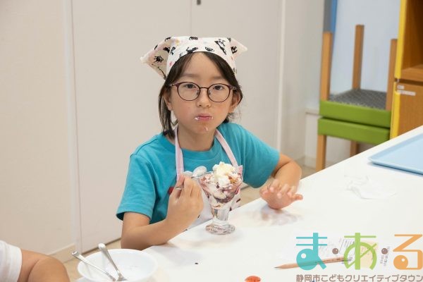 2025年8月29日クランブルパフェを作って食べよう！