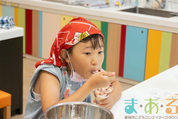 2025年8月29日クランブルパフェを作って食べよう！