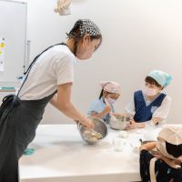 2025年9月27日_うさぎのにんじんカップケーキ作り