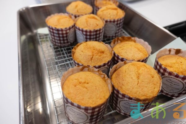 2025年9月27日_うさぎのにんじんカップケーキ作り