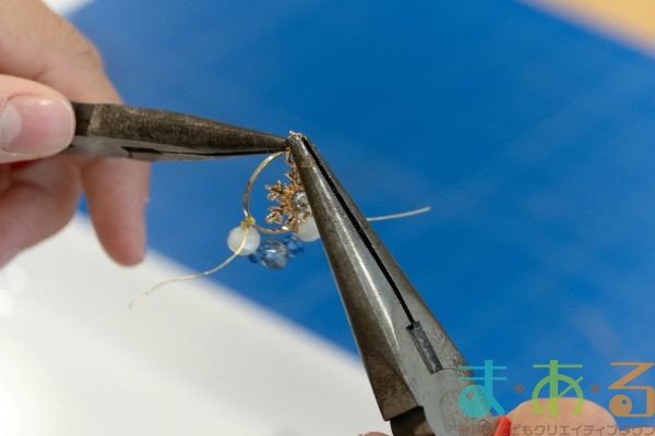 2025年11月1日_「snowflake雪の結晶イヤリング」を作ろう！