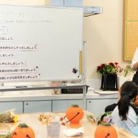 2025年10月19日」_ハロウィンのフラワーアレンジ！