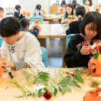 2025年10月19日」_ハロウィンのフラワーアレンジ！