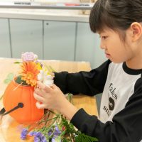 2025年10月19日」_ハロウィンのフラワーアレンジ！