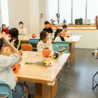 2025年10月19日」_ハロウィンのフラワーアレンジ！