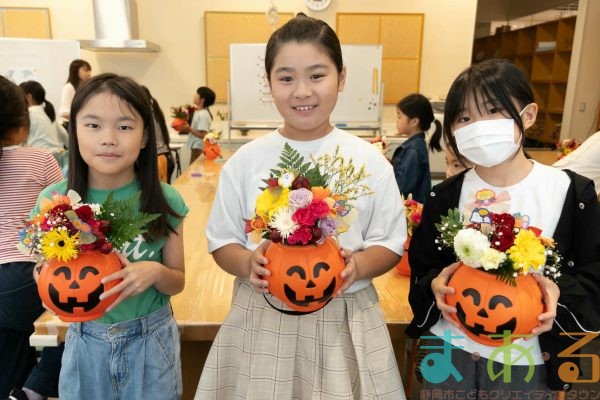 2025年10月19日」_ハロウィンのフラワーアレンジ！