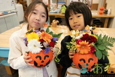 2025年10月19日」_ハロウィンのフラワーアレンジ！