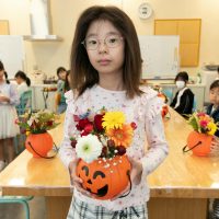2025年10月19日」_ハロウィンのフラワーアレンジ！