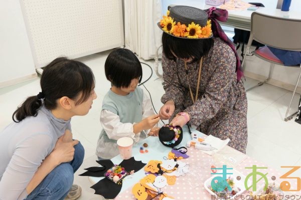 2025年10月19日_ハロウィンのアイテム作り