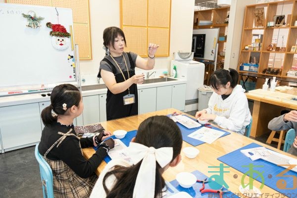 2025年11月1日_「snowflake雪の結晶イヤリング」を作ろう！