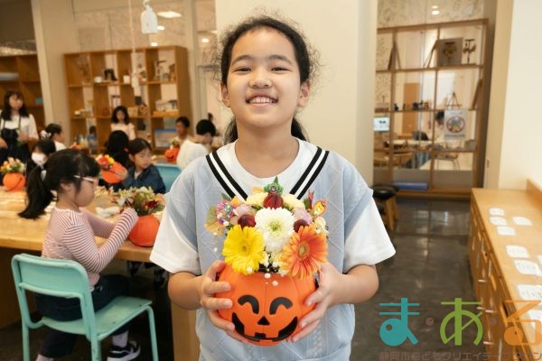2025年10月19日」_ハロウィンのフラワーアレンジ！