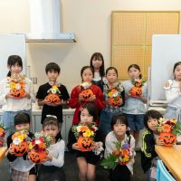 2025年10月19日」_ハロウィンのフラワーアレンジ！
