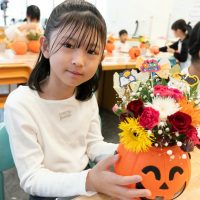 2025年10月19日」_ハロウィンのフラワーアレンジ！
