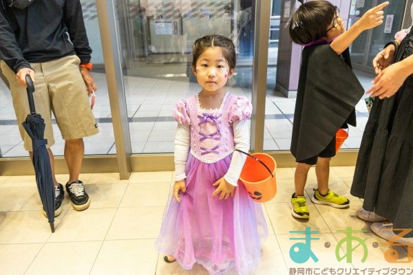 2025年10月4日_ハロウィン商店街おさんぽパレード