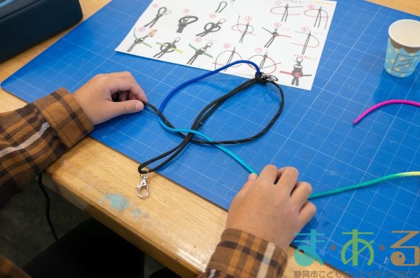 2025年11月9日_オリジナルストラップを作ろう！