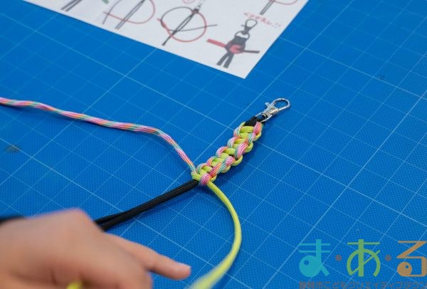 2025年11月9日_オリジナルストラップを作ろう！