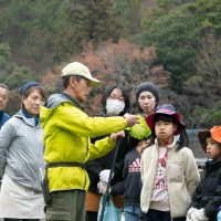 2025年12月20日_冬の里山で収穫体験