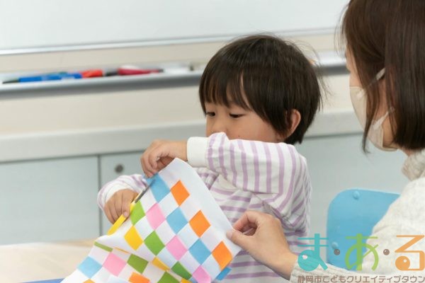 2026年1月5日_〇と□のカラフルバック作り_