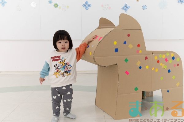 2026年1月8日_ぞうけいあそび（シールでペタペタ）