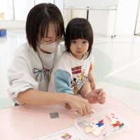 2026年1月8日_ぞうけいあそび（シールでペタペタ）